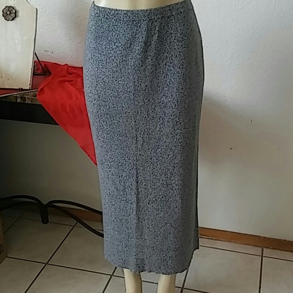 Liz Claiborne Dresses & Skirts - LIZ Claiborne skirt